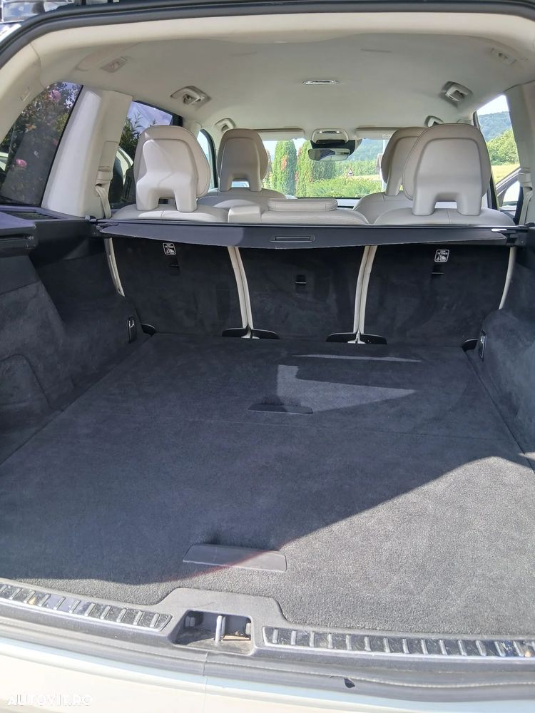 Volvo XC 90 D5 AWD Inscription - 9