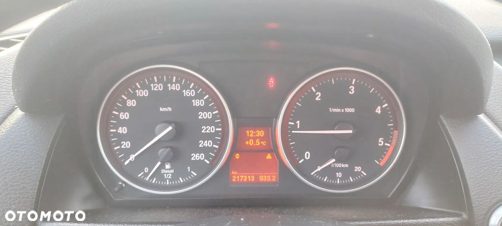 BMW X1 xDrive18d xLine - 11