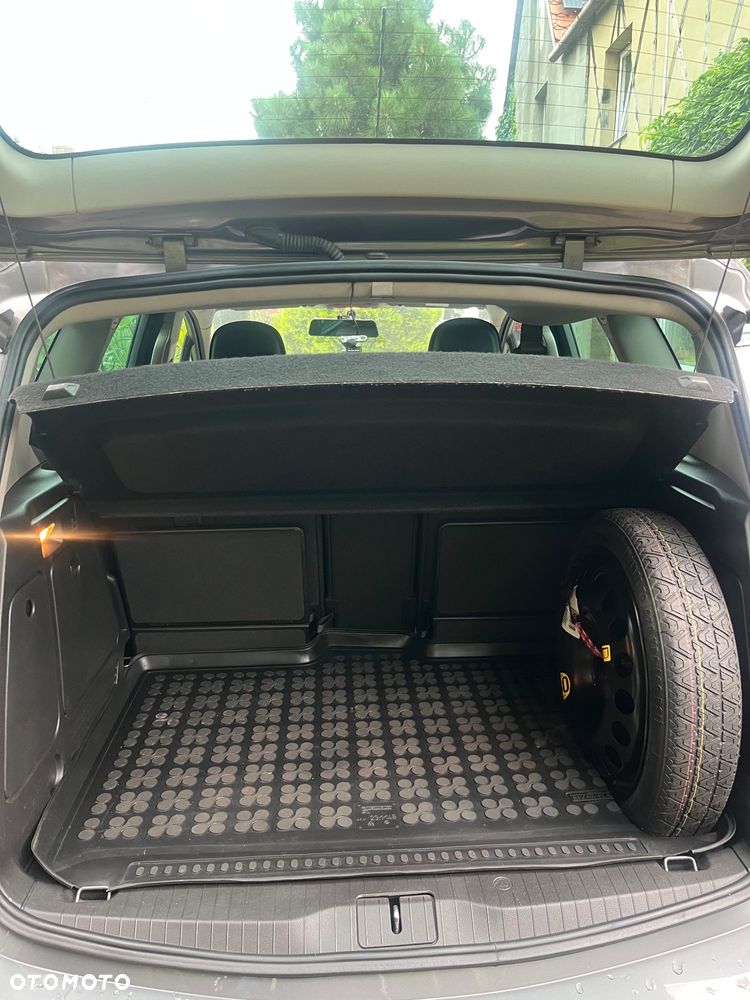 Opel Meriva - 8
