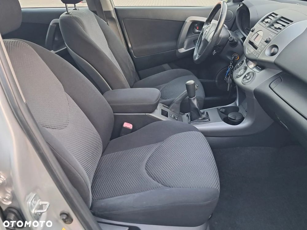 Toyota RAV4 2.0 4x4 Team - 19