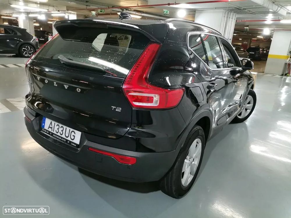 Volvo XC 40 1.5 T2 Momentum - 3