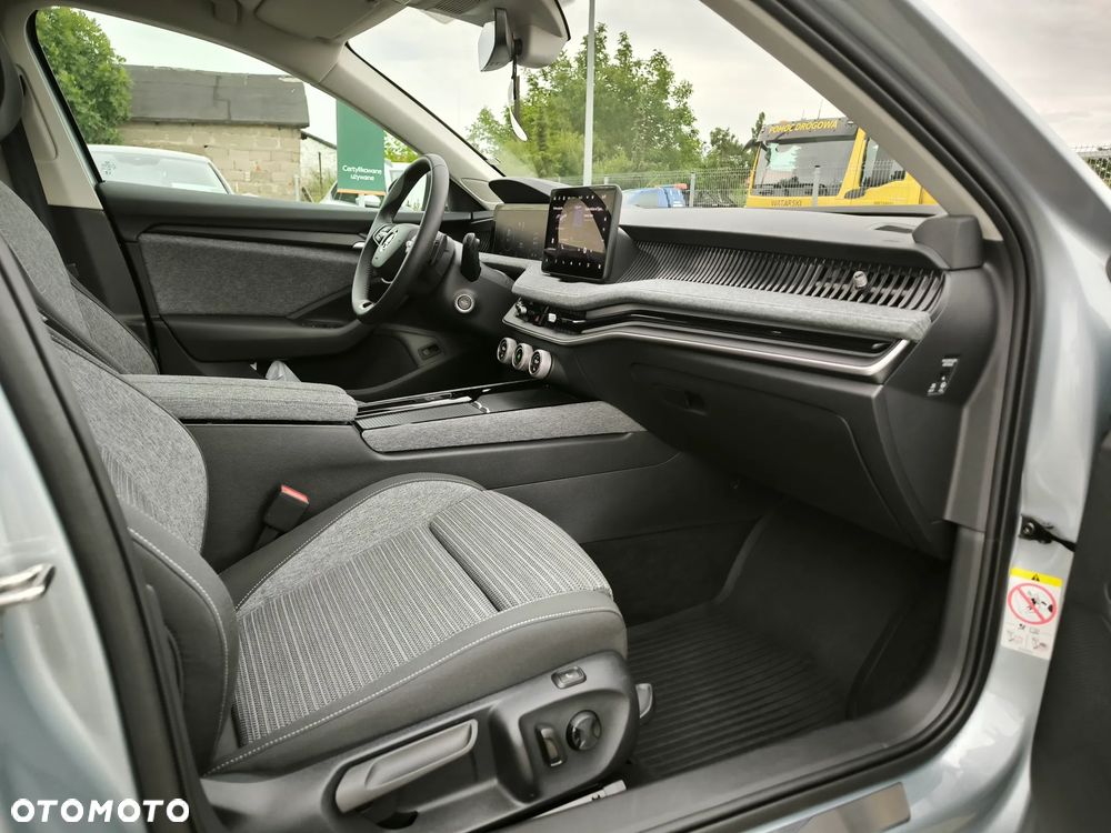 Skoda Superb 2.0 TDI SCR 4x4 Selection DSG - 10