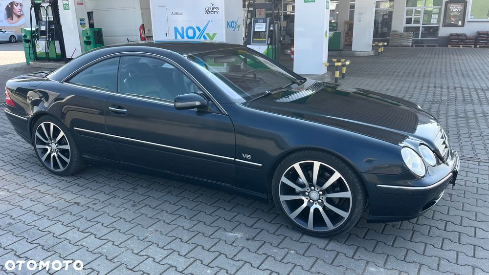 Mercedes-Benz CL - 40