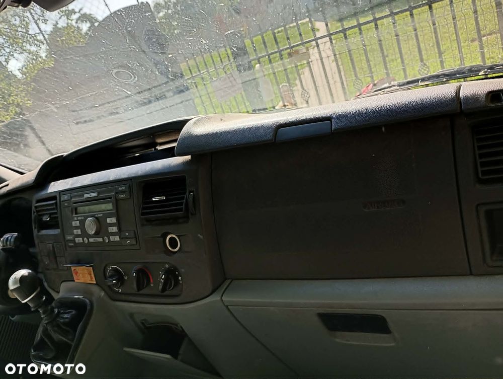 Ford Transit 300L Trend - 3