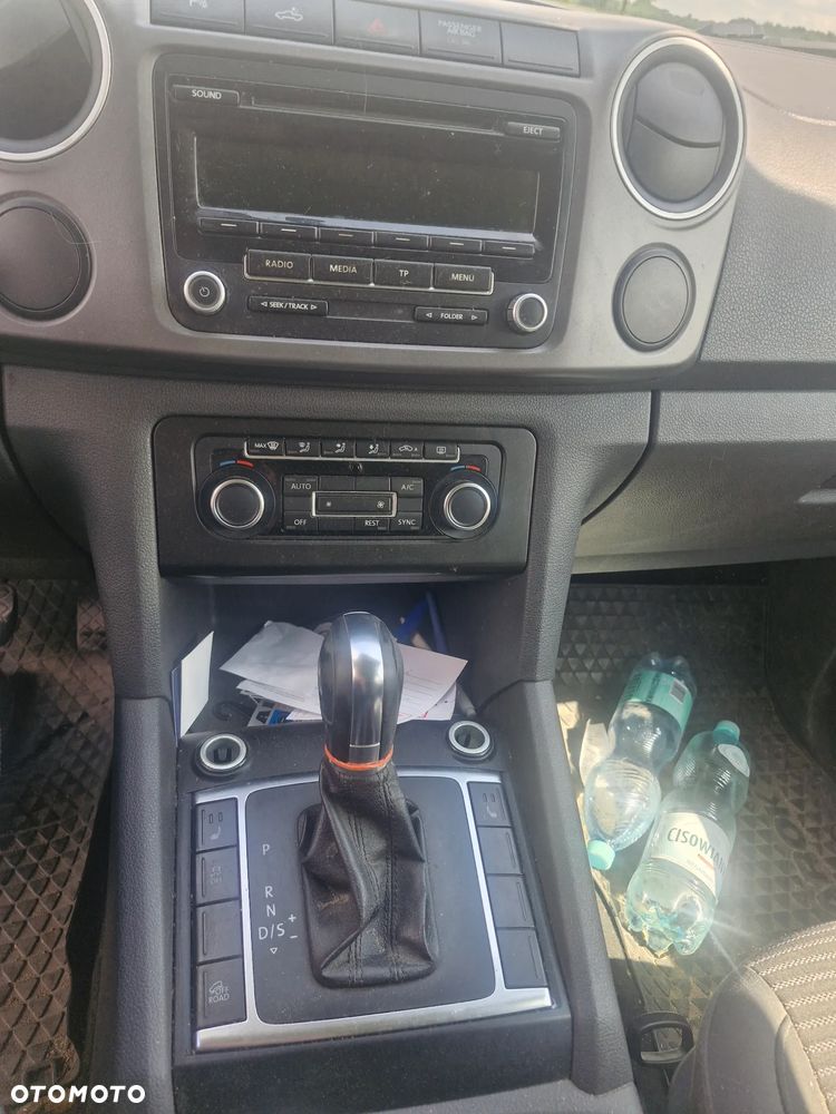Volkswagen Amarok 2.0 BiTDI Autm - 10