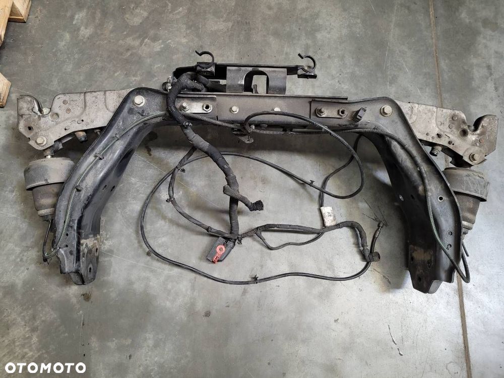 ZAWIESZENIE KABINY MOCOCWANIE PRZEWODÓW PAŁĄK WIESZAK FORD F-MAX 500 EURO 6 - 14