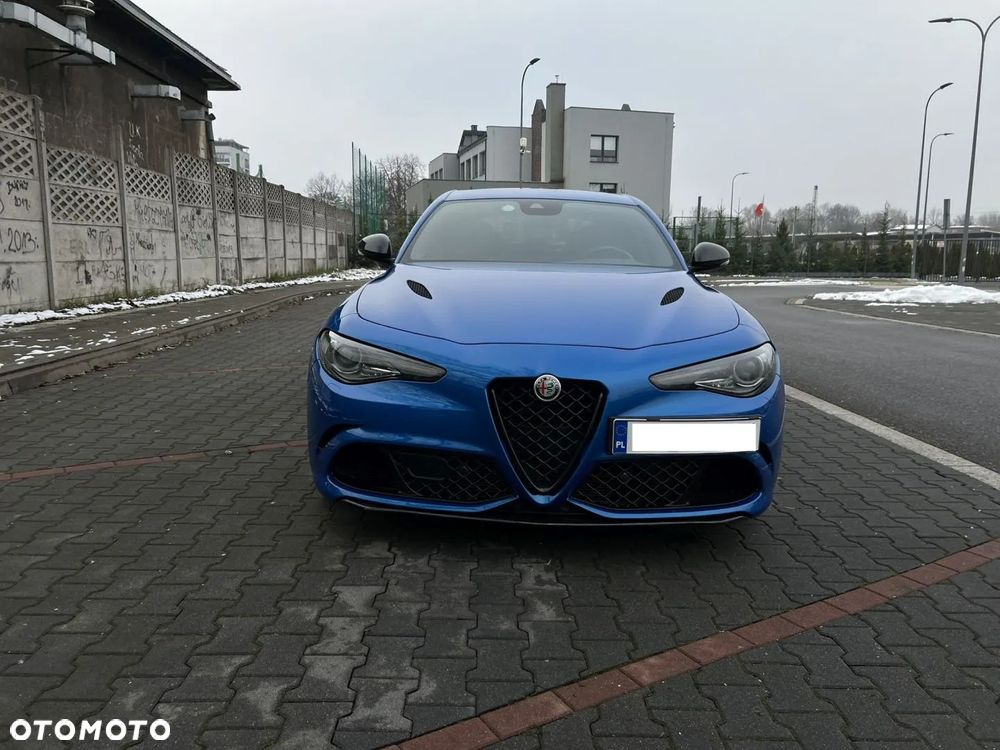 Alfa Romeo Giulia - 1