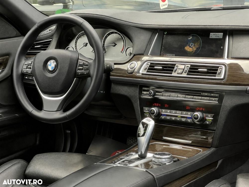 BMW Seria 7 740d xDrive - 9