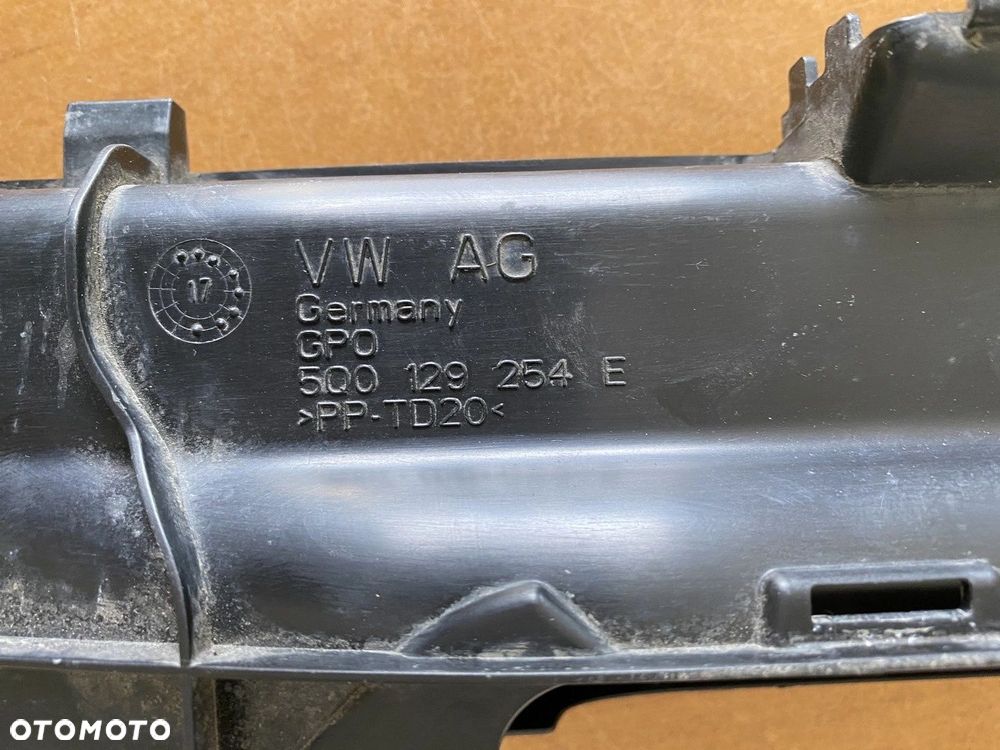 WLOT KIEROWNICA POWIETRZA VW GOLF VII KANAŁ AUDI A3 8V 5Q0129254E - 6