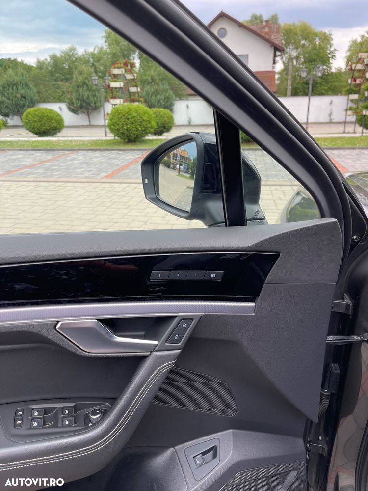 Volkswagen Touareg V6 TDI R-Style - 31