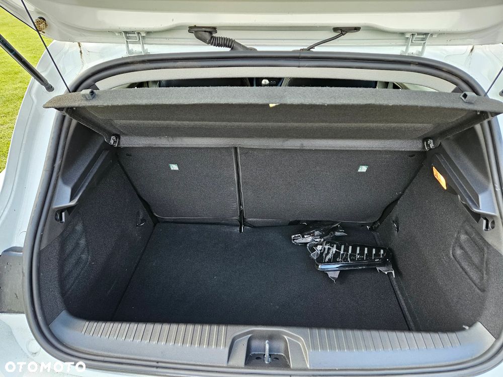 Renault Clio TCe 90 TECHNO - 11