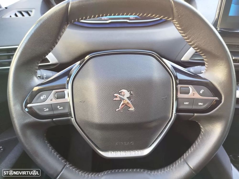 Peugeot 3008 - 5