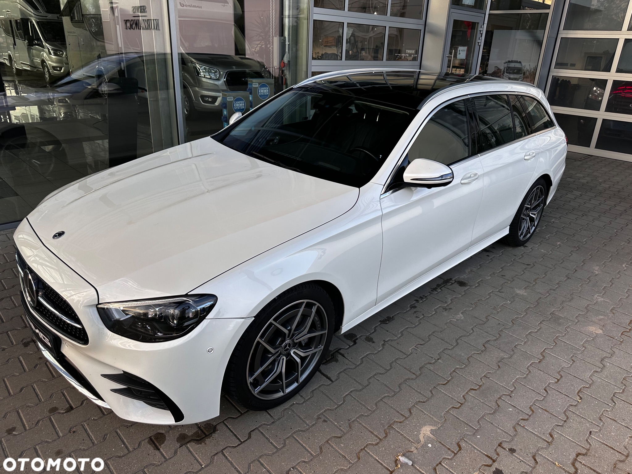 Mercedes-Benz Klasa E 220 d 4-Matic AMG/Avantgarde - 19