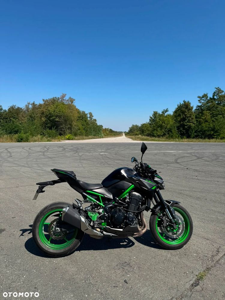 Kawasaki Z 900 - 17