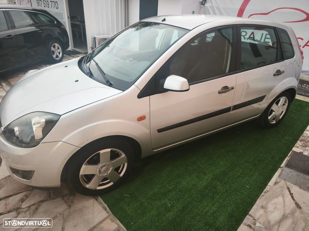 Ford Fiesta 1.25 Ambiente - 4