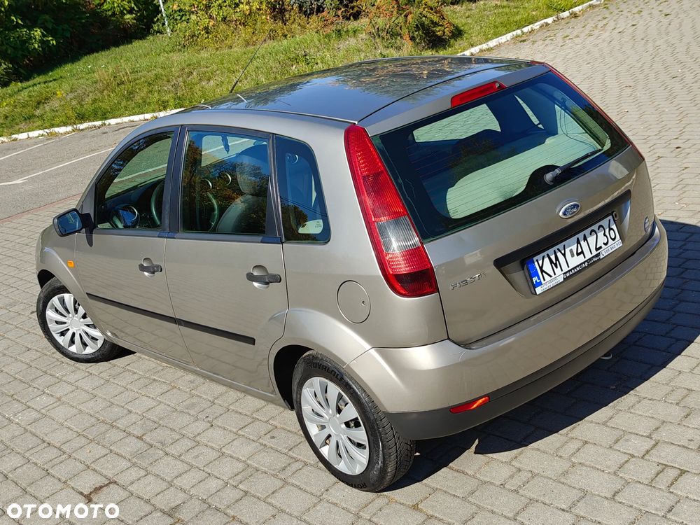 Ford Fiesta 1.3 - 24