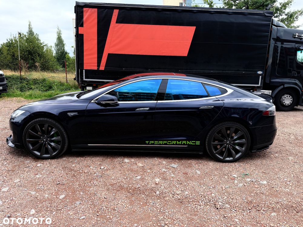 Tesla Model S Performance - 8