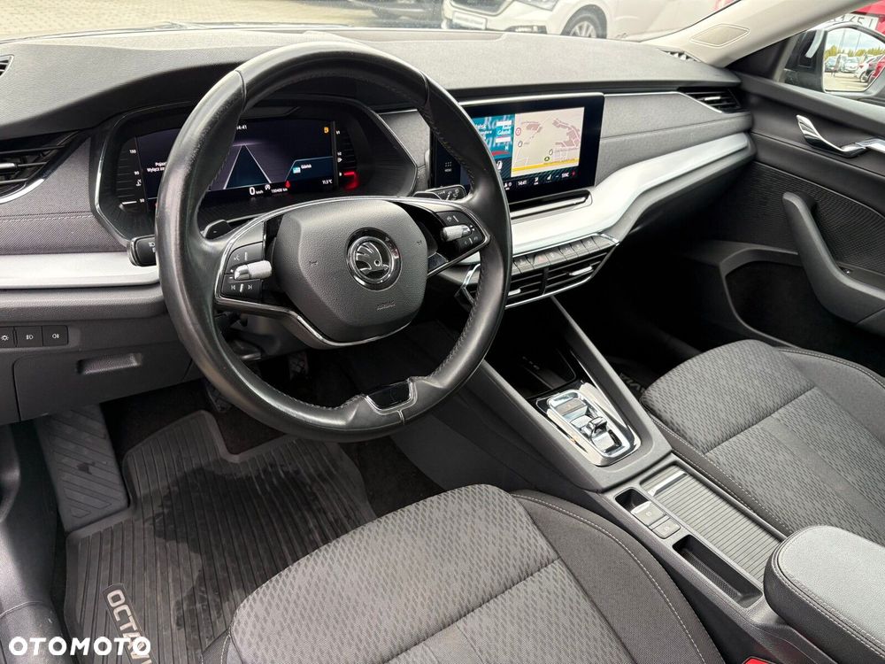 Skoda Octavia 2.0 TDI Style DSG - 11