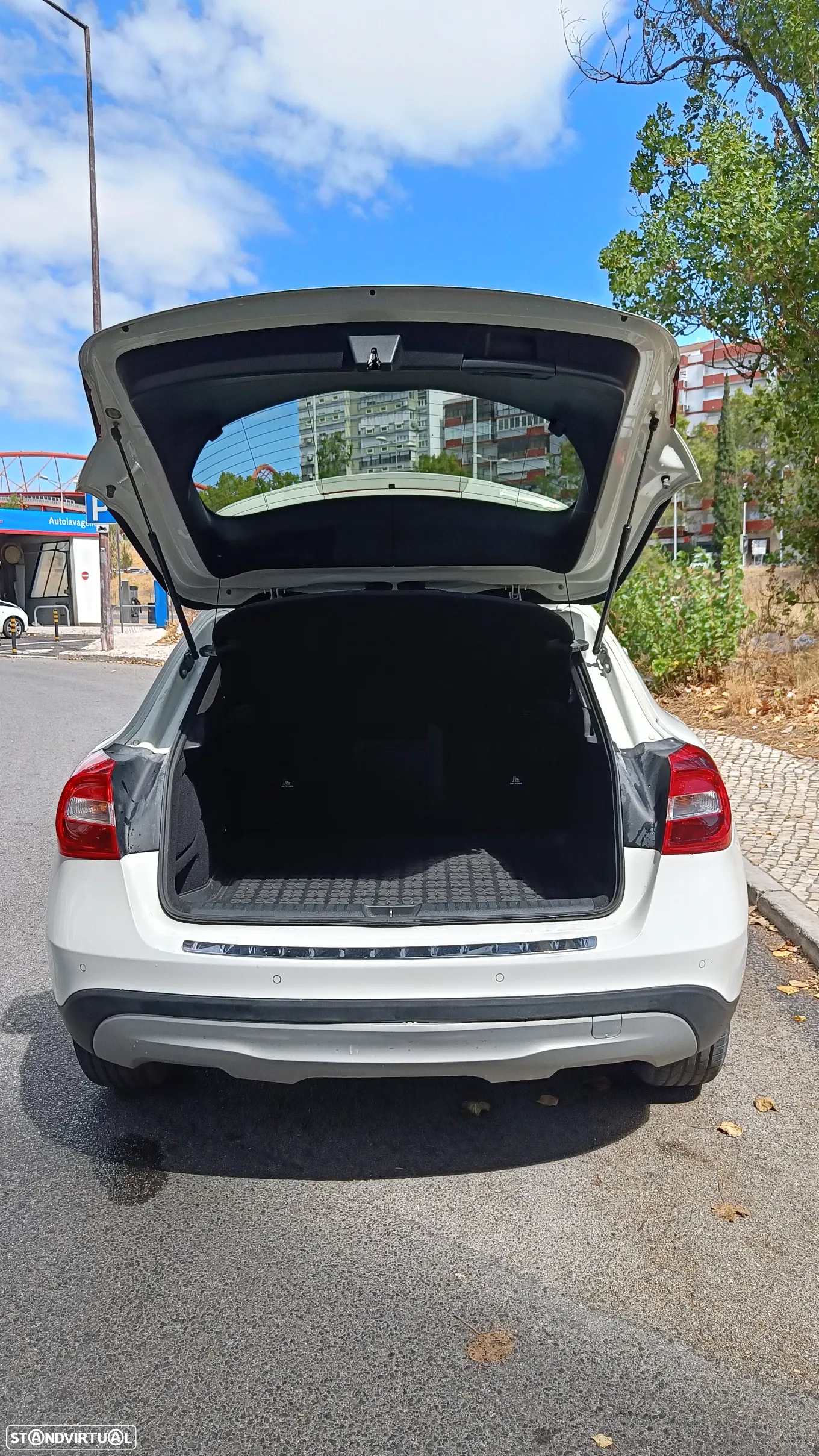 Mercedes-Benz GLA 200 CDi - 7