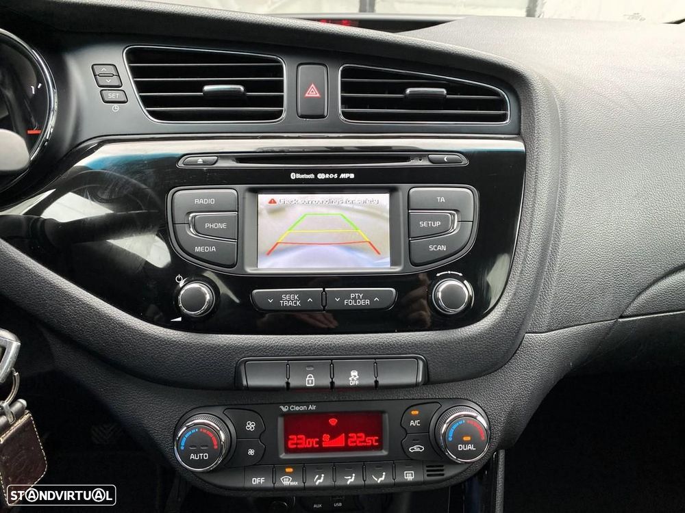 Kia Ceed SW 1.6 CRDi TX Sport - 17
