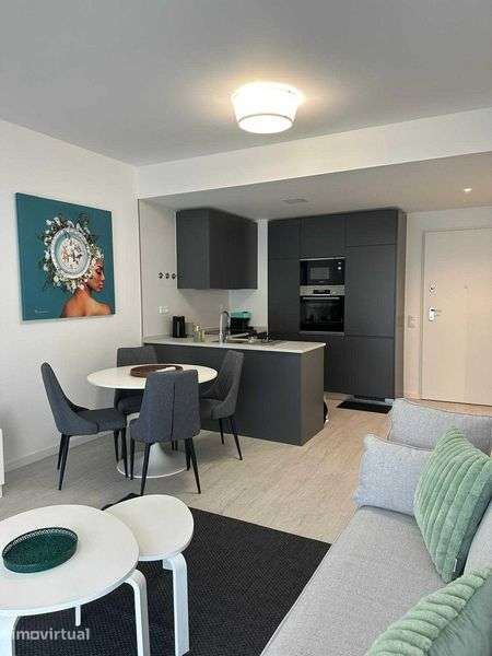Apartamento T1 no Panorâmico Pool Faro Residences - Arrendamento - Grande imagem: 5/10