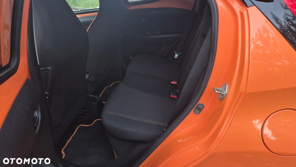 Toyota Aygo 1.0 VVT-i Color Edition - 13