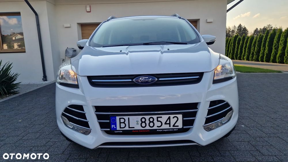Ford Kuga 2.0 TDCi 2x4 Titanium - 28