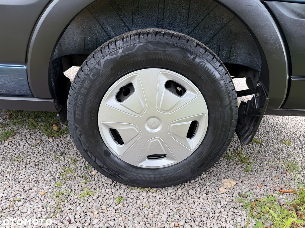 Ford Transit - 40