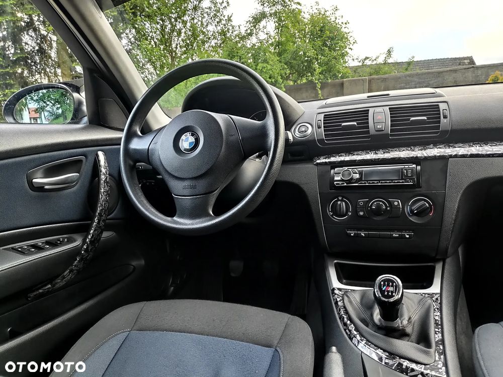 BMW Seria 1 - 8