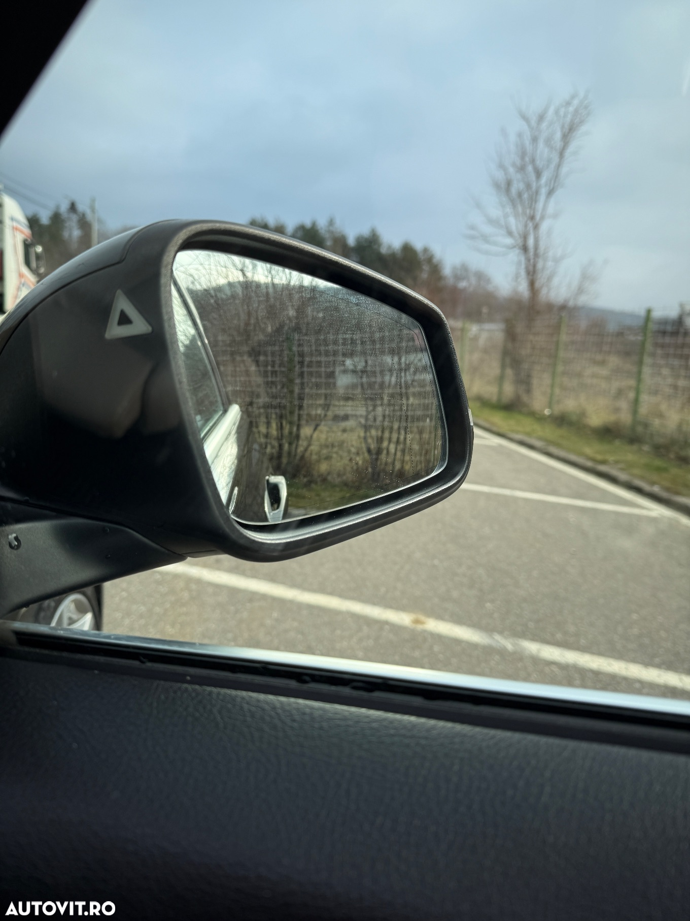 BMW Seria 3 320d Aut. Luxury Line - 13