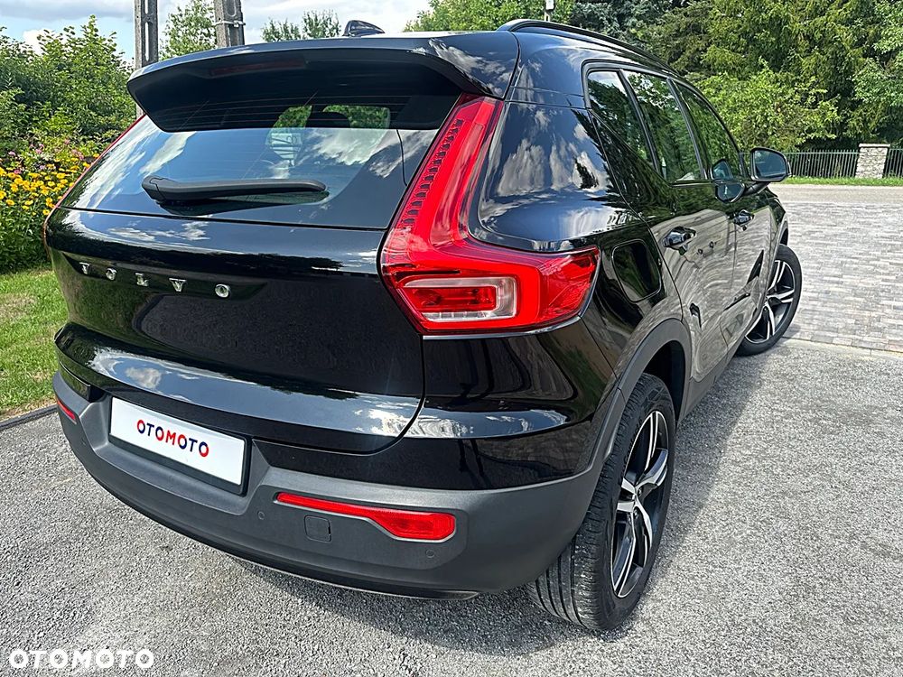 Volvo XC 40 T3 Geartronic RDesign - 32