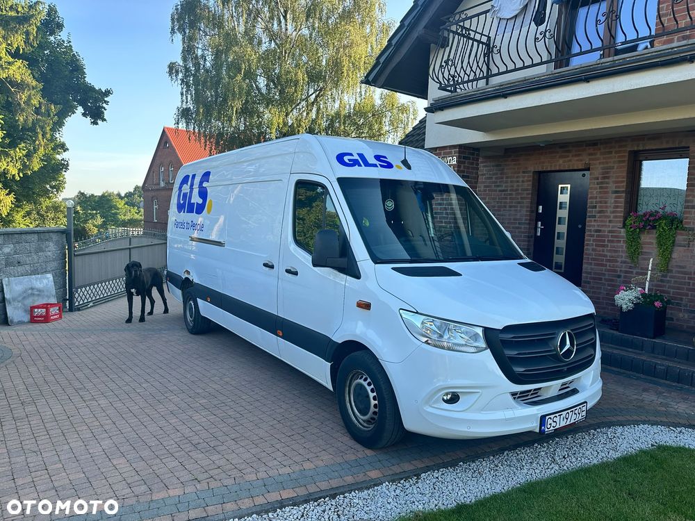 Mercedes-Benz Sprinter - 1