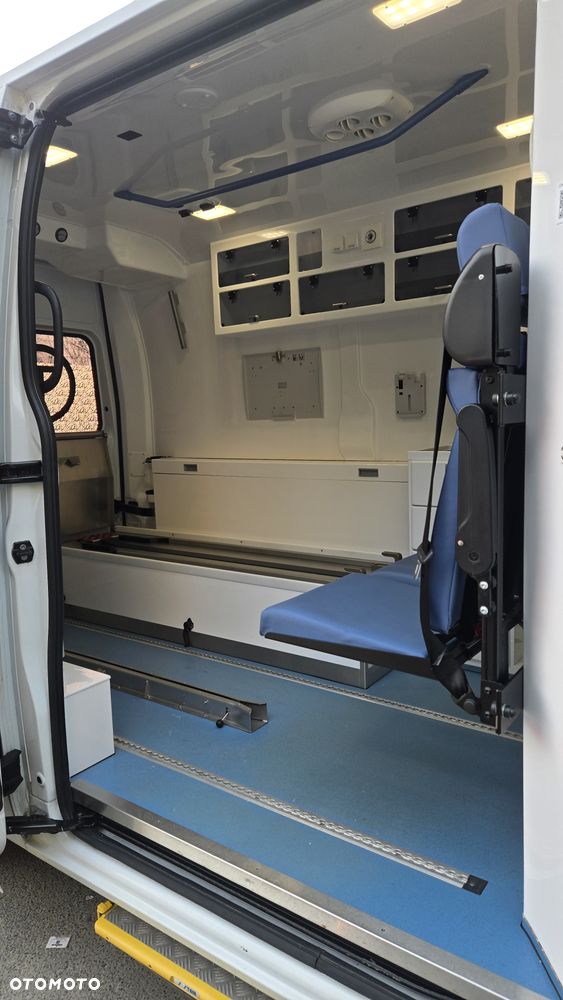 Renault Master Ambulans karetka - 20