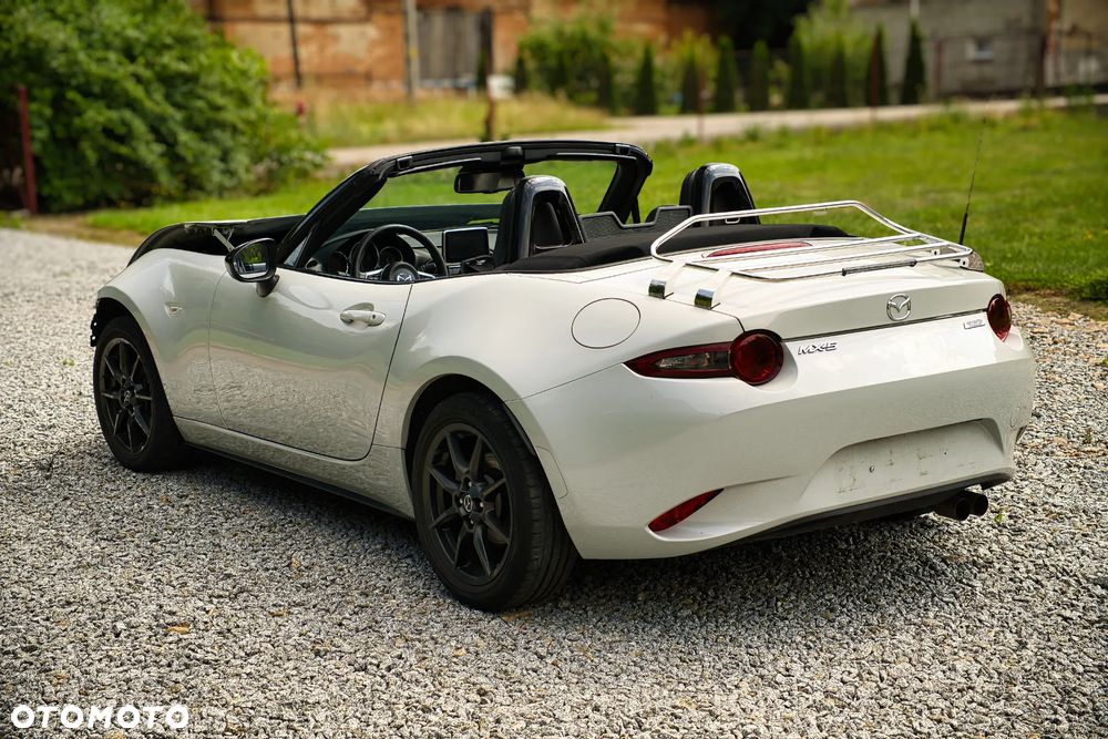 Mazda MX-5 SKYACTIV-G 131 Exclusive-Line - 3