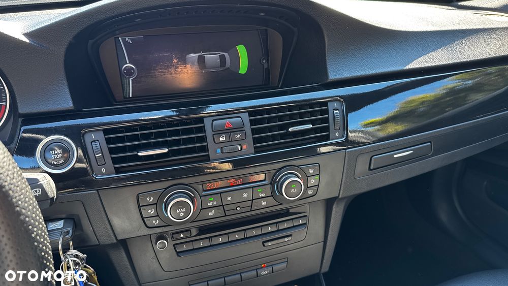 BMW Seria 3 320d - 28