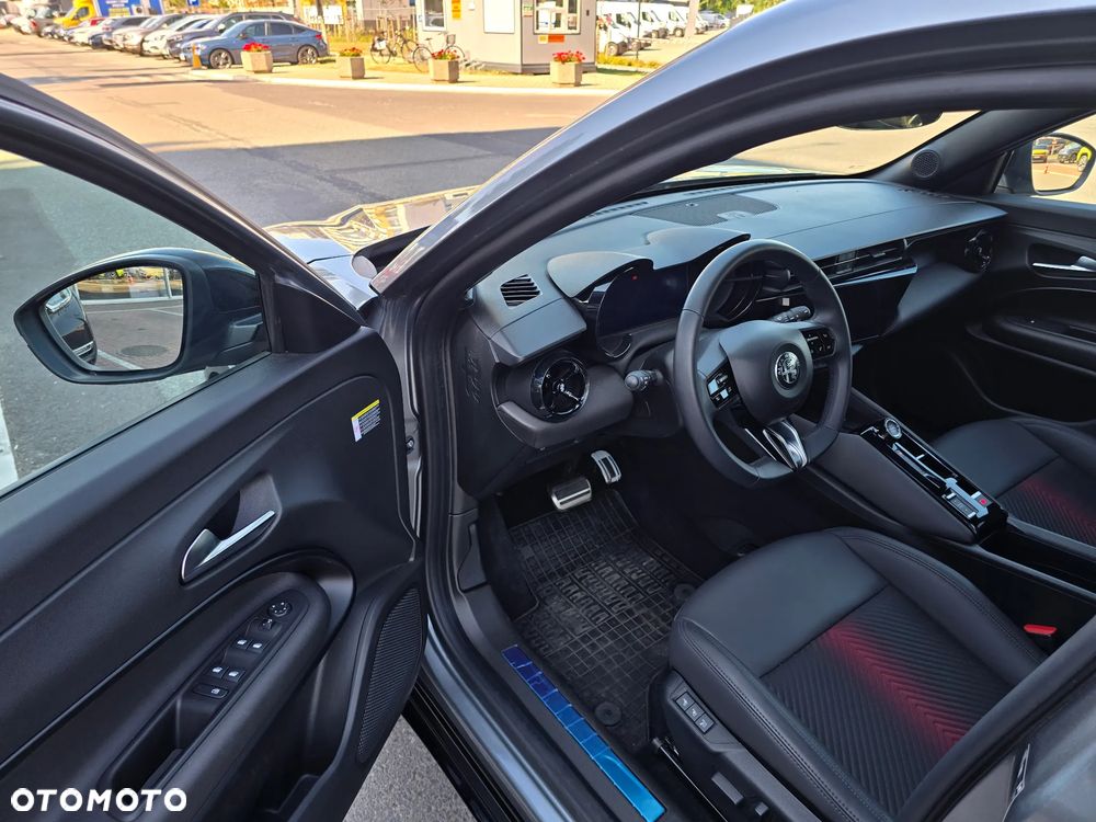 Alfa Romeo Junior 1.2 mHEV Ibrida eDCT - 16