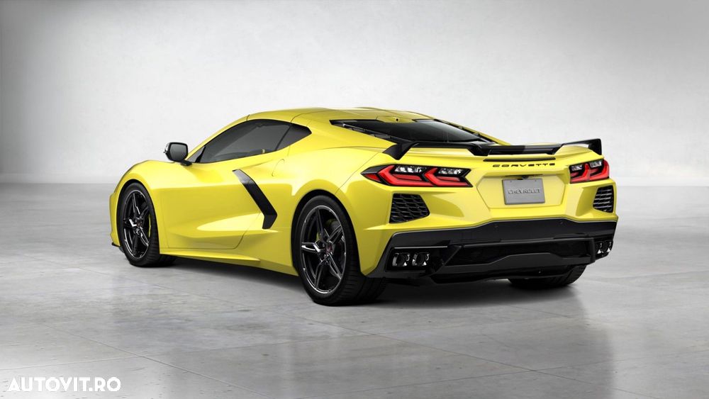 Chevrolet Corvette - 8