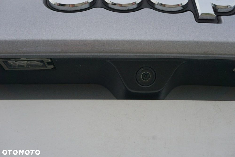 Jeep Grand Cherokee - 35