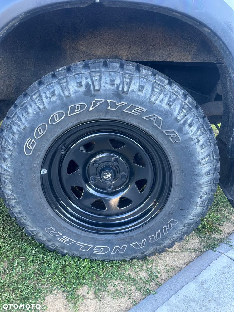 Land Rover Discovery - 40