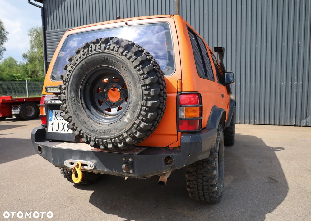 Mitsubishi Pajero 2.8 TD GLS - 12