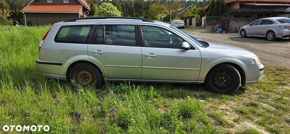 Ford Mondeo 2.0 TDCi Ambiente - 4