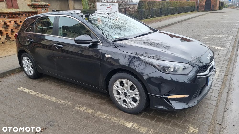 Kia Ceed - 11