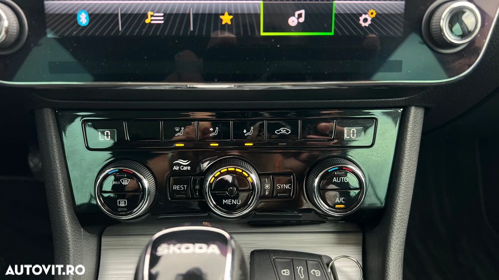 SKODA Superb 2022 — imagine 14