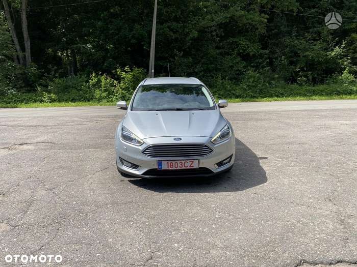 Ford Focus 2016 photo 2