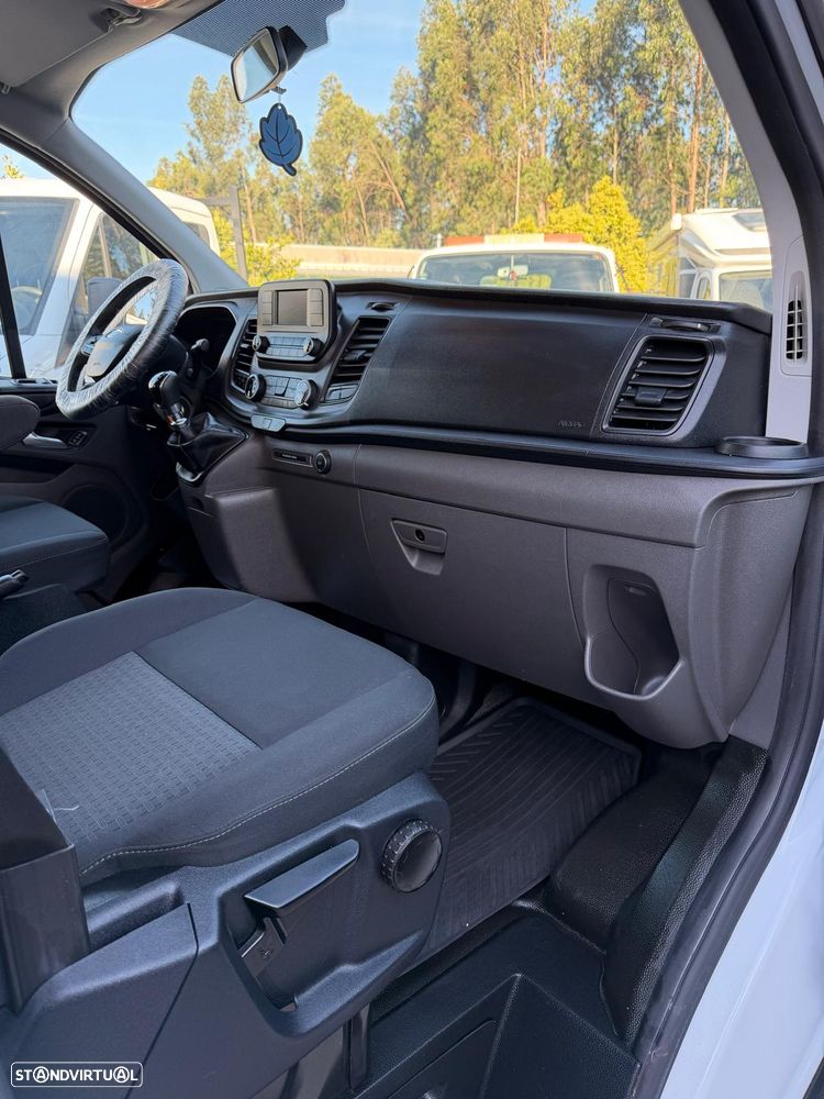 Ford Transit Custom - 8 Lugares - 10