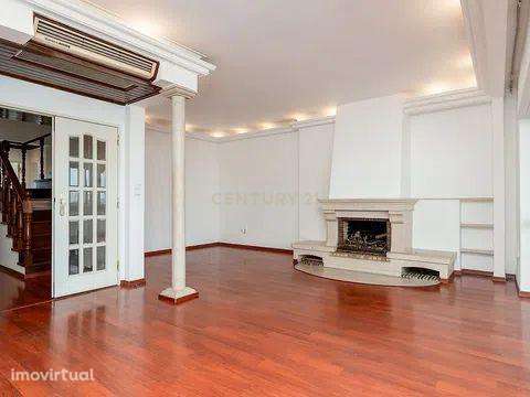 Arrendamento de apartamento T5 Duplex Vista Rio no Centro de Almada - Grande imagem: 4/39