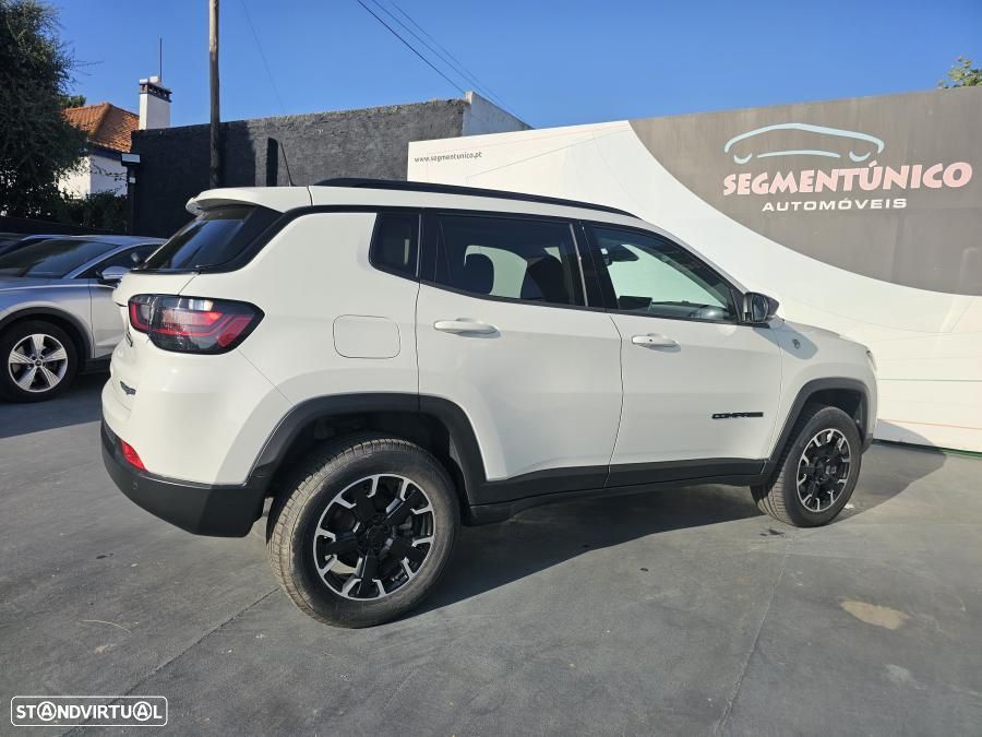 Jeep Compass 1.3 TG Trailhawk - 17