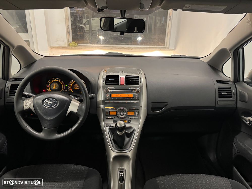 Toyota Auris 1.4 VVT-i Sol - 5