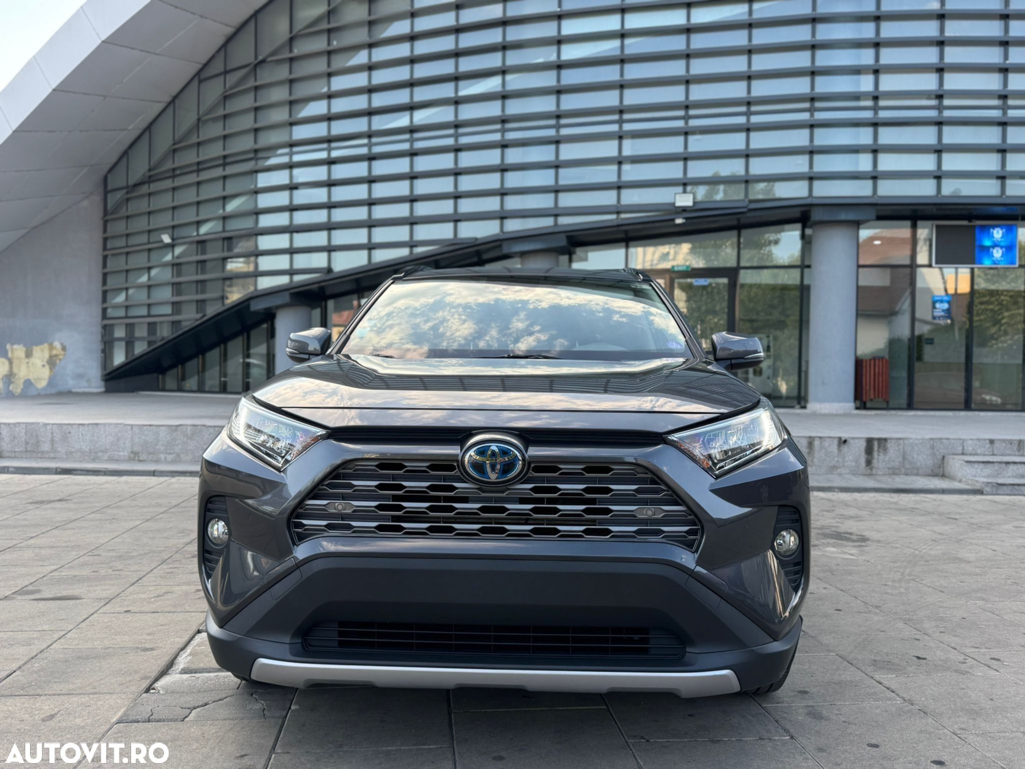 Toyota RAV4 2.5 4x2 Hybrid Business Edition - 1