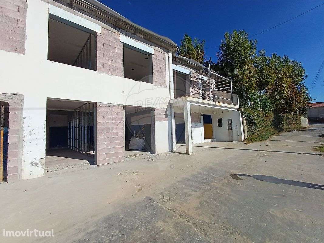 Moradia T2 para venda - Grande imagem: 3/37